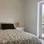 Tatil Evi Torrezinha- Moradia Moderna Em Com Piscina *