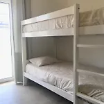 Torrezinha- Moradia Moderna Em Com Piscina Tatil Evi *